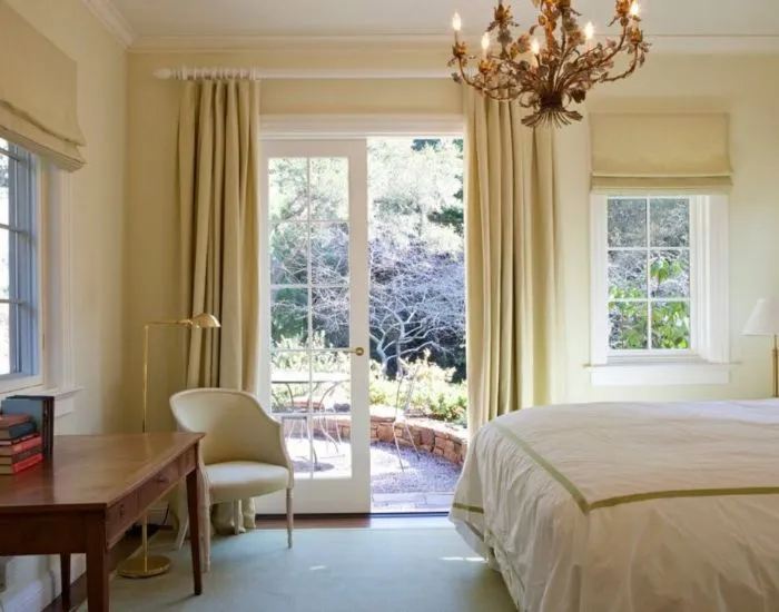 best color for curtains