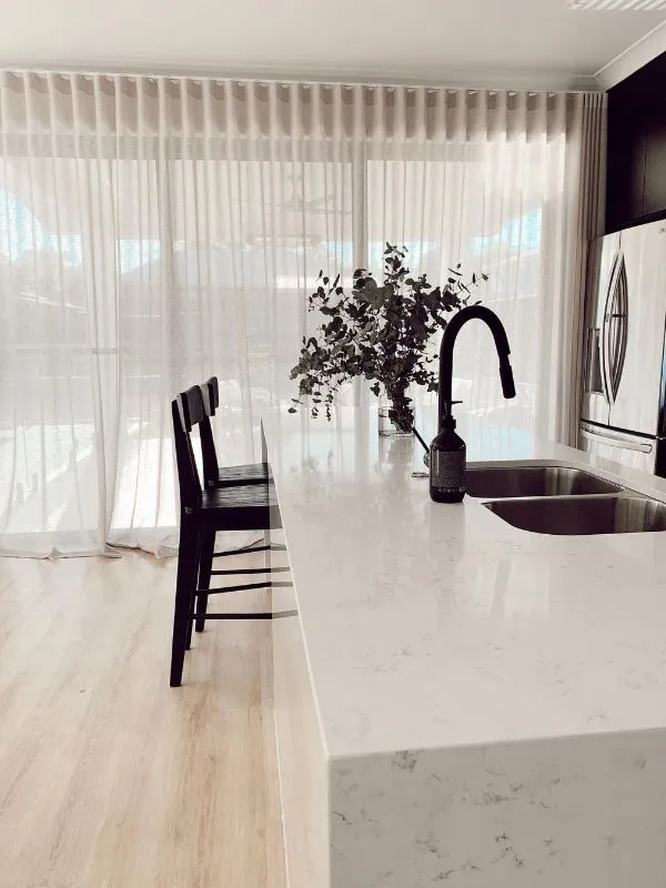 best quality sheer curtains in UAE