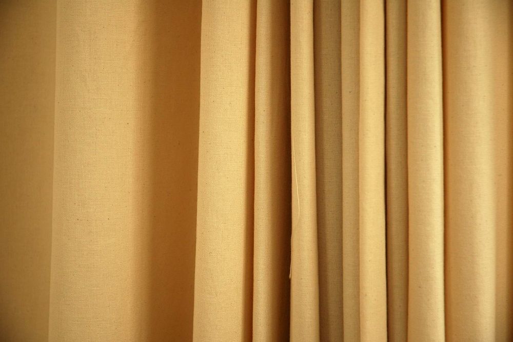 cleaning curtains in UAE