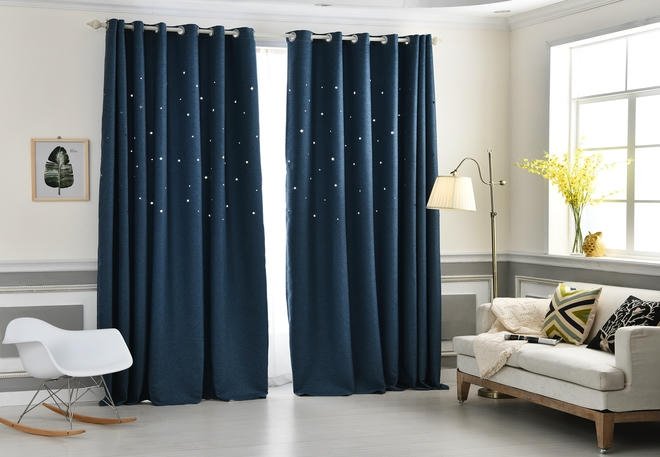Long-Lasting Door Drapes