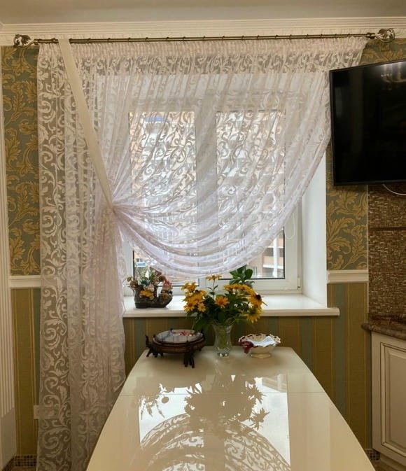 Stylish Kitchen Curtains