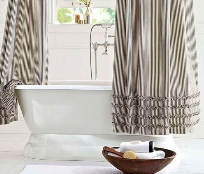 Shower Curtains In Bathrooms
