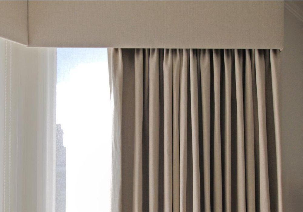 curtain pelmet